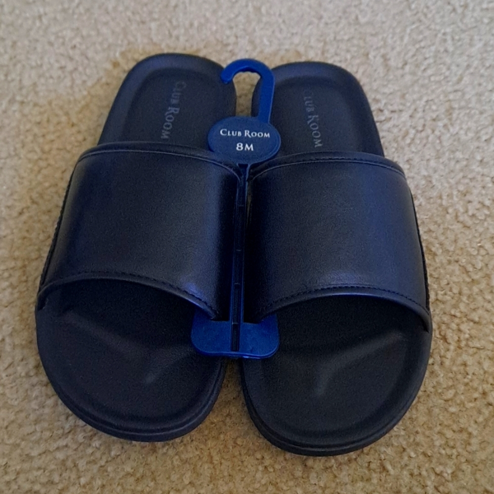 Club Room Black slides